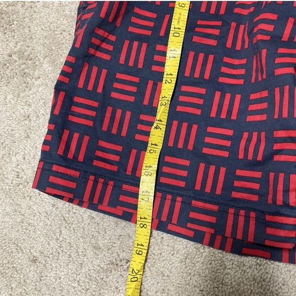 Men’s Tommy Hilfiger Medium Red and Blue Swim Trunks PreOwned - Picture 5 of 7